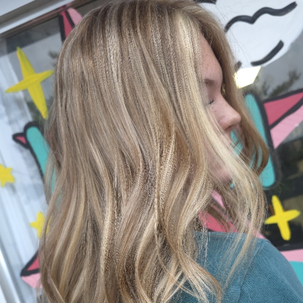Color/Blonding LONG HAIR at Neon Dreams Salon in Springfield, MO
