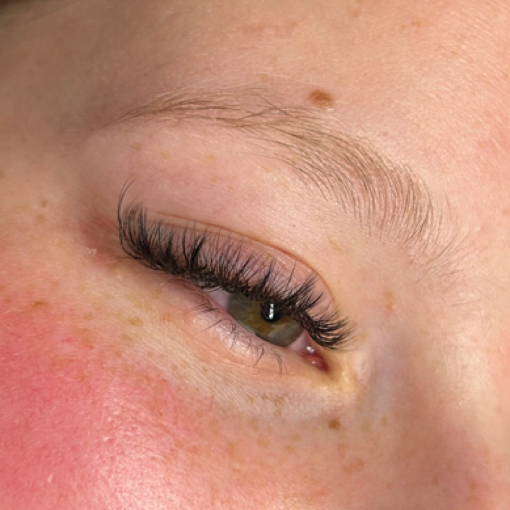 Extended lash fill at Premier Lash Spa & Academy in Effingham, IL