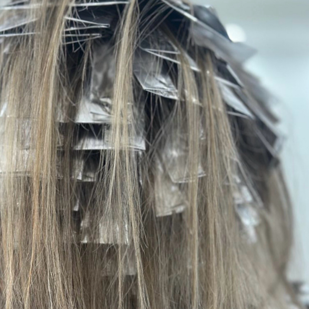 Highlighting Services at CPORT HAIR LLC in Youngstown, OH