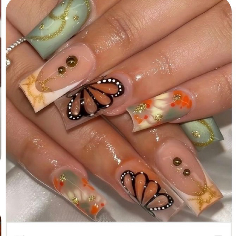 Nailart at Mini in Columbus, OH