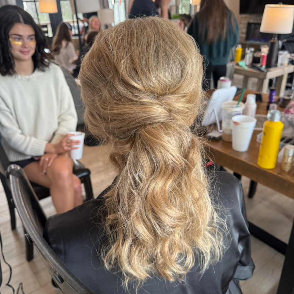 bridesmaid hair at styledbyemma.roaton in Myrtle, MS