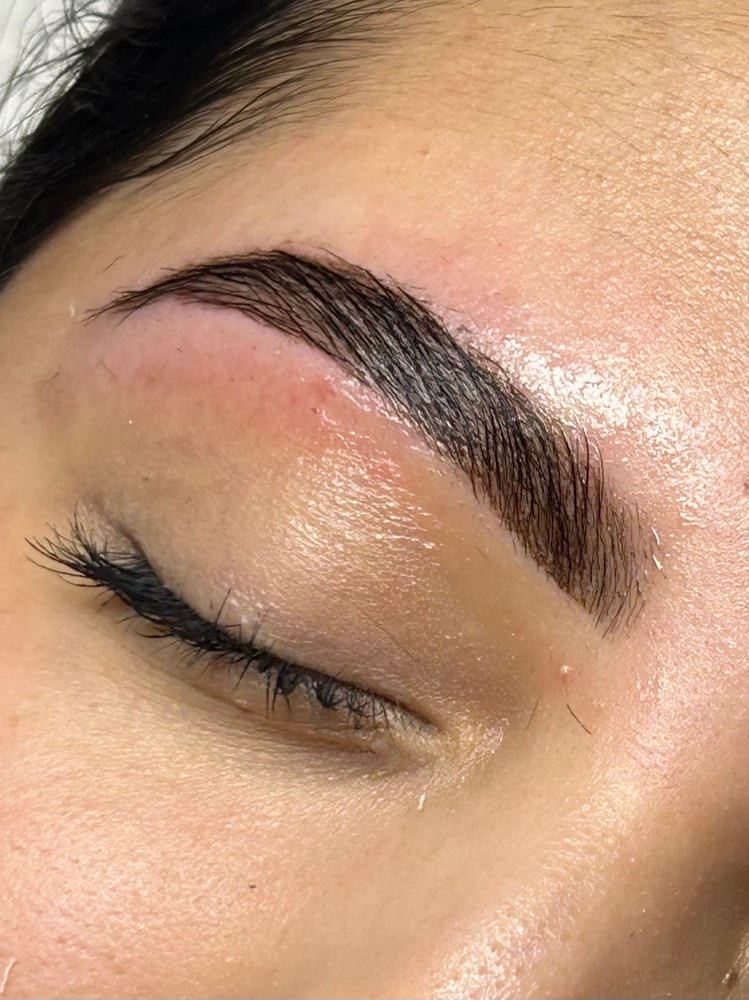 Deluxe Brow