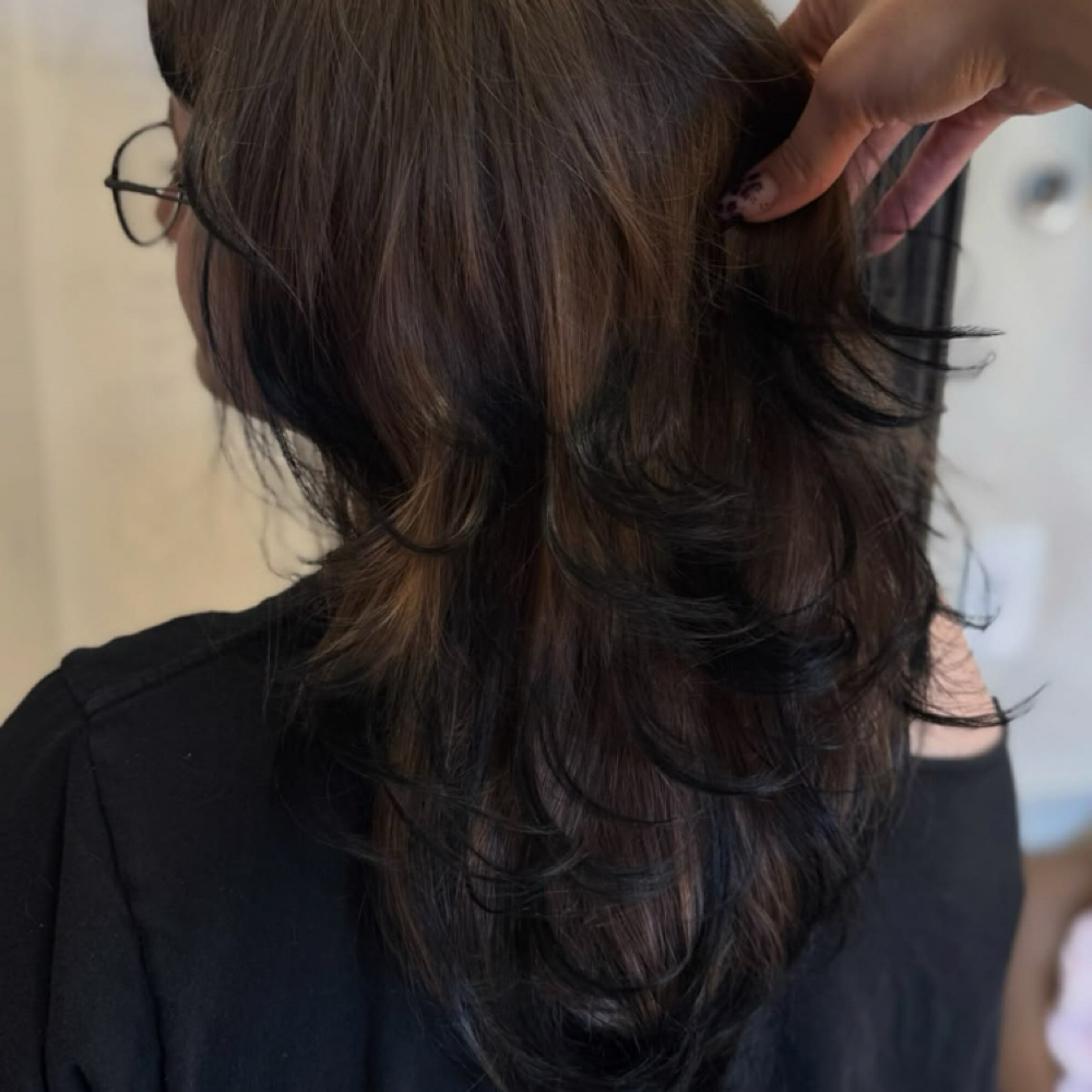 Dark Tips Only at Vivids By Lexi in Draper, UT