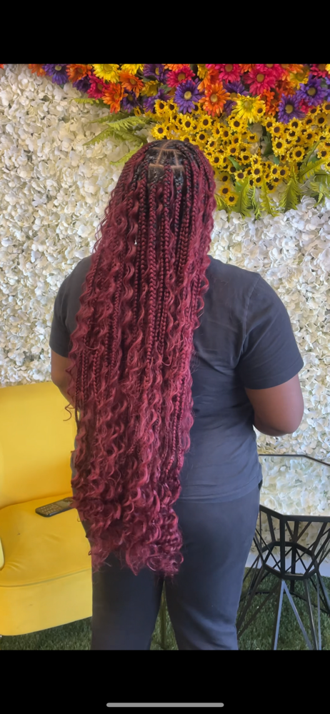 Knotless (Medium) at Styled By Khy in Southaven, MS