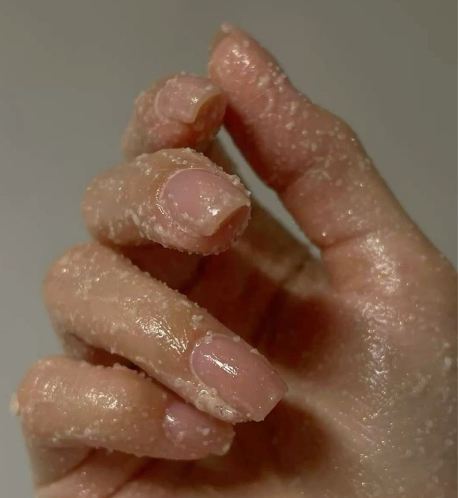 Manicure with nail Service