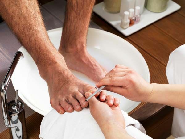 Mens Bacic Pedicure