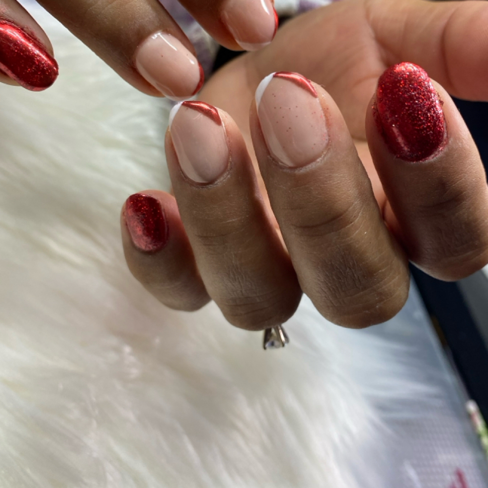 Overlay at Amyz Nailz in Nashville, NC