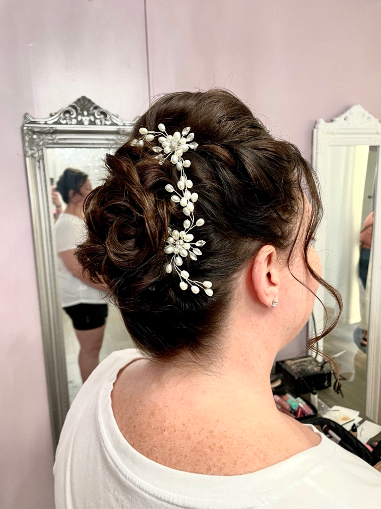 Trail Hair Styling