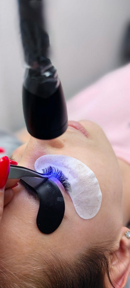 UV Extension at Lu Lash Salon in Fort Lauderdale, FL