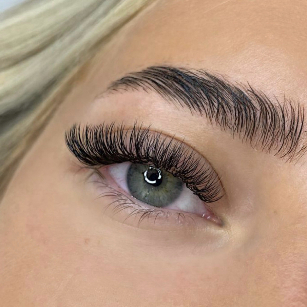 Hybrid Lash Extentons at The Shelton Studio in Shelbyville, TN