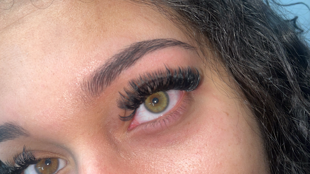 Lash Extension removal