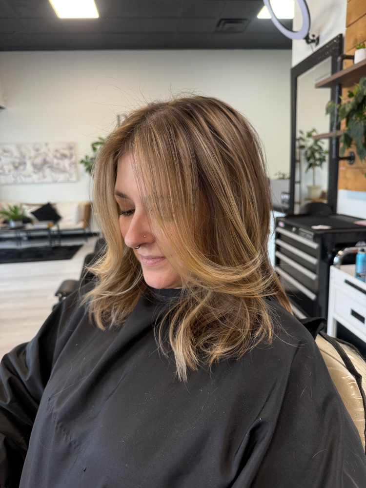 Shampoo & Blowout
