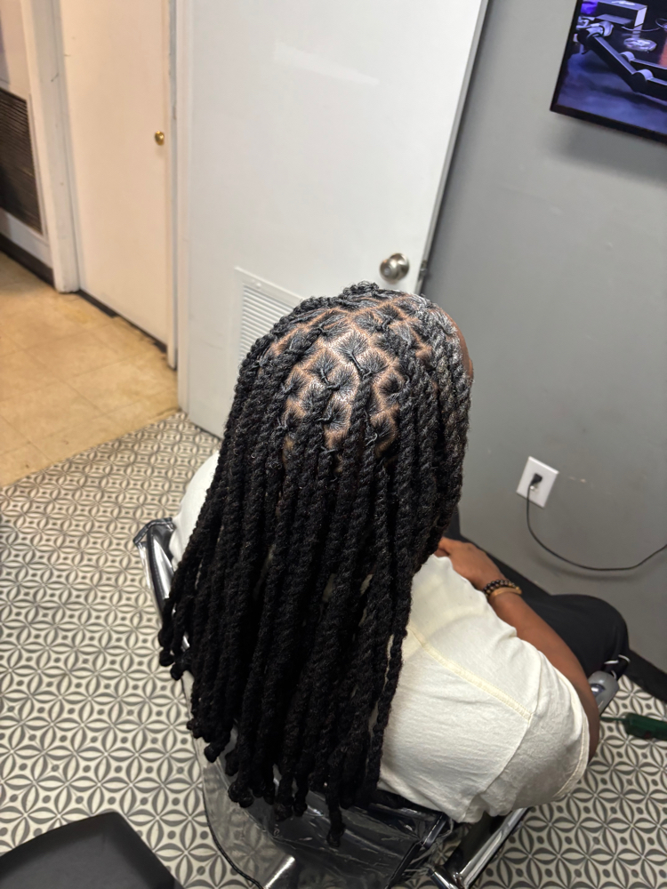 XL Loc Retwist & 2 Strand Twist at Dalocladi in Durham, NC