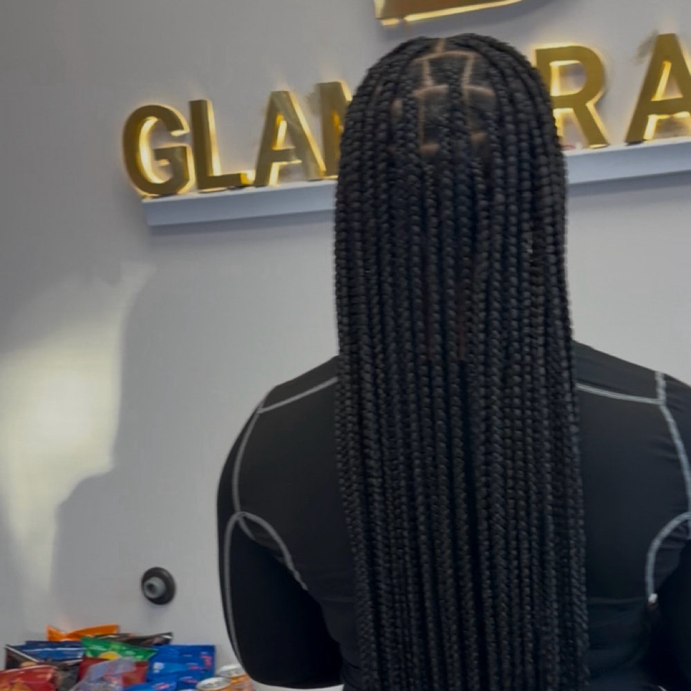 KNOTLESS LARGE /JUMBO at Glam Braids in Marietta, GA