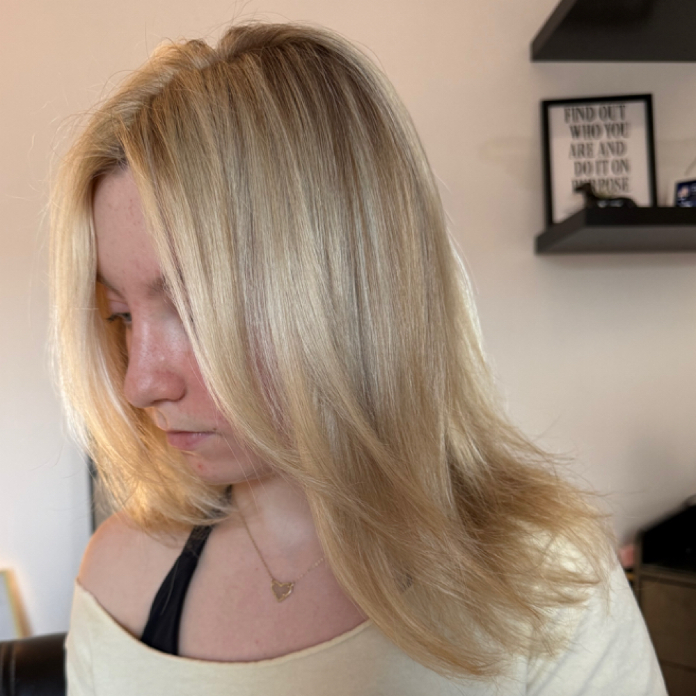 Luxury Blonding / Custom Color at Miracles Hair Salon in Hickory, NC