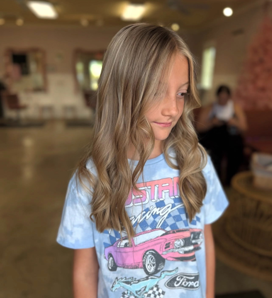 Kids Shampoo/Cut/Blowdry at Blonde & Blush Beauty Studio in Robertsdale, AL