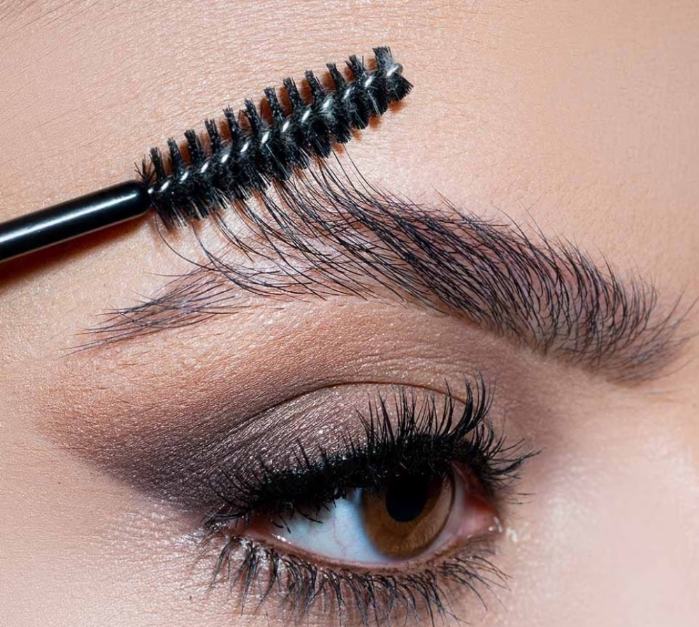 Eyebrow Lamination