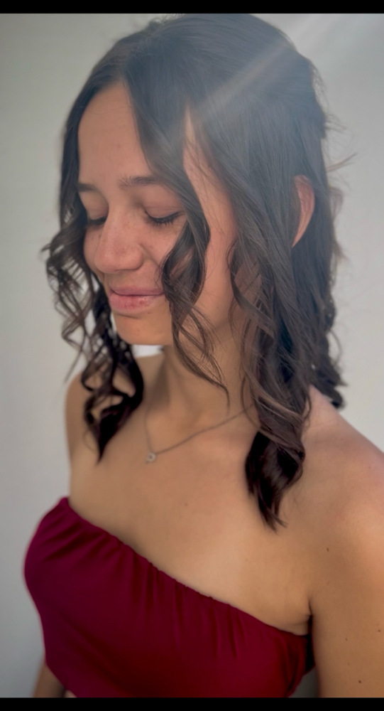 Shampoo & Style