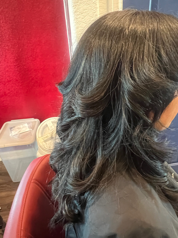 Layer Hair Cut at KG Stylez N Cutz in Katy, TX