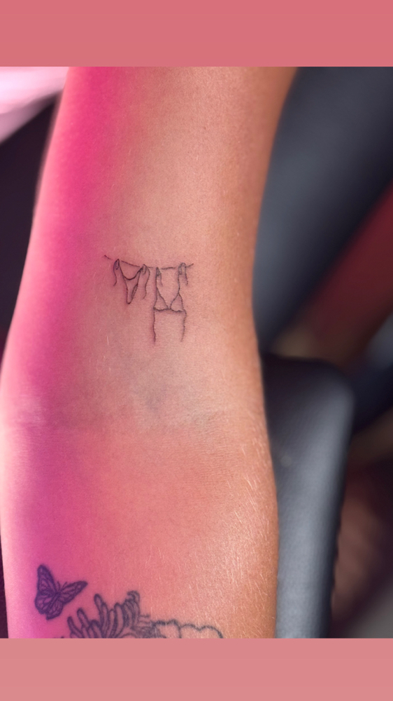 1 FLASH TATTOO
