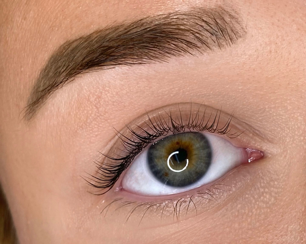 Lash Tinting