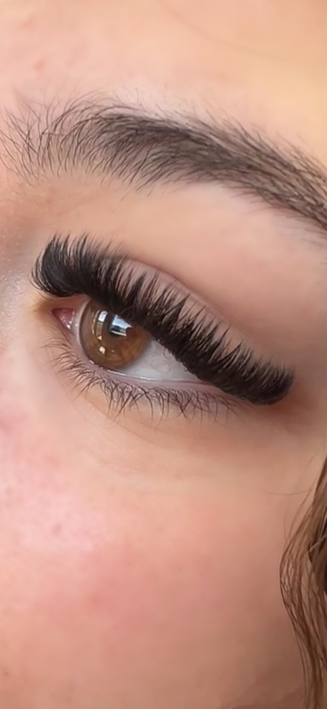 Volume Lash Extensions