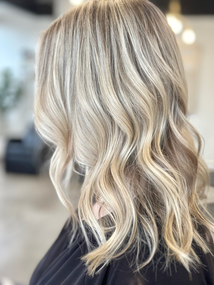 Royal Blonde
