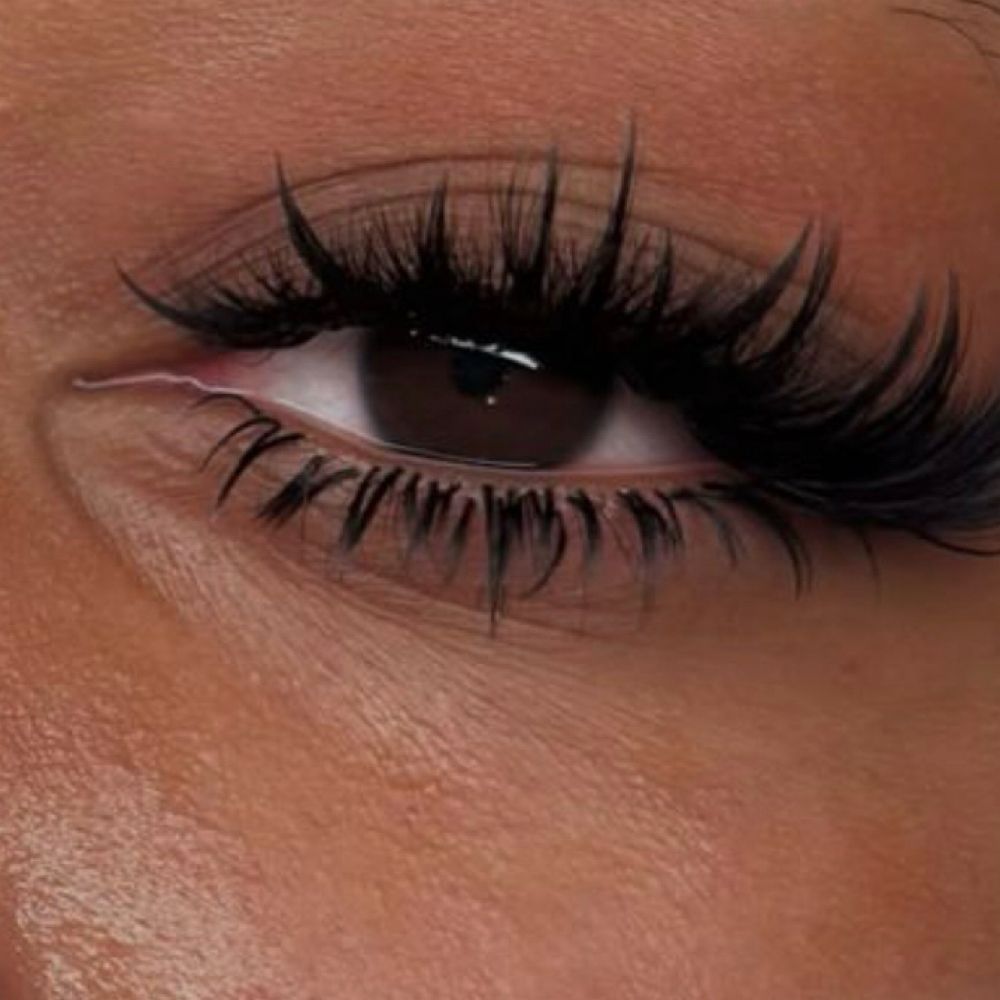 Bottom Lashes Touch-up at Gigi’s Lashes by Sue in Nutley, NJ
