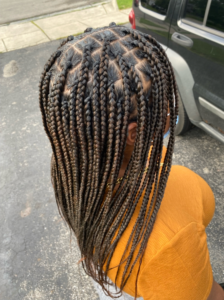 Medium Knotless Box Braids