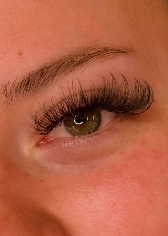 Volume Lash Extensions- Full Set