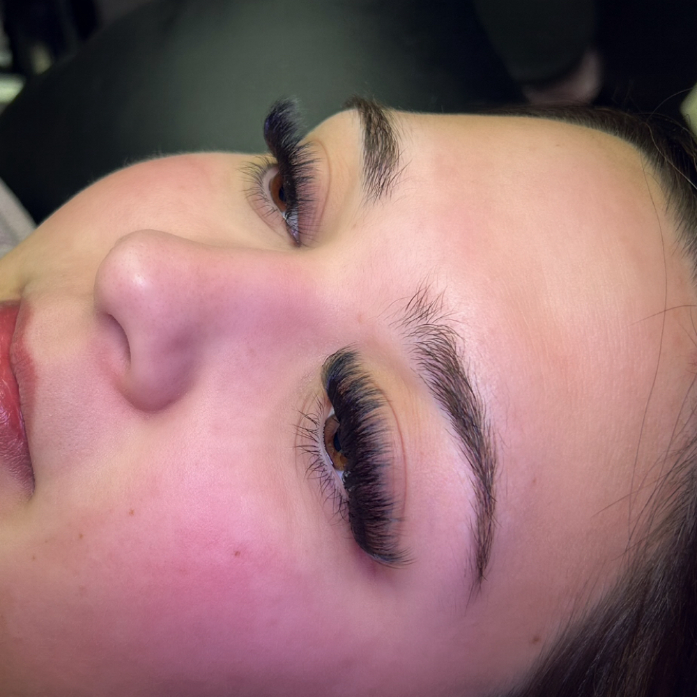 Mega Volume Full Set at Lashed by Katherine in Somerset, KY