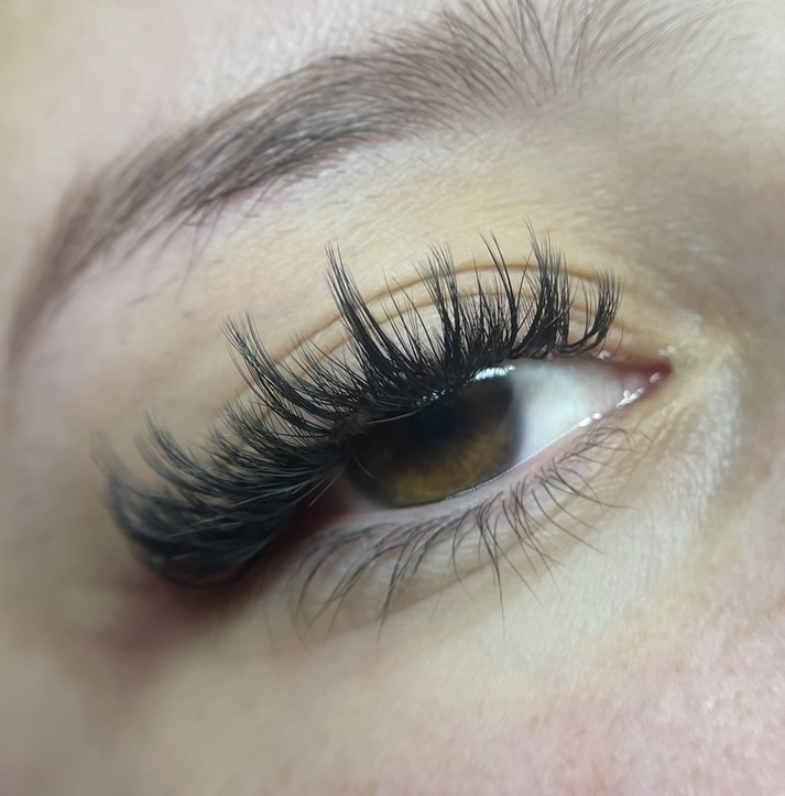 Freestyle Lash Model