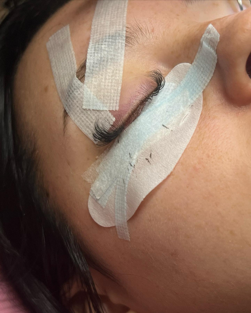 Eyelash Extension Fill-In at Kimmchiliftz in New Ellenton, SC