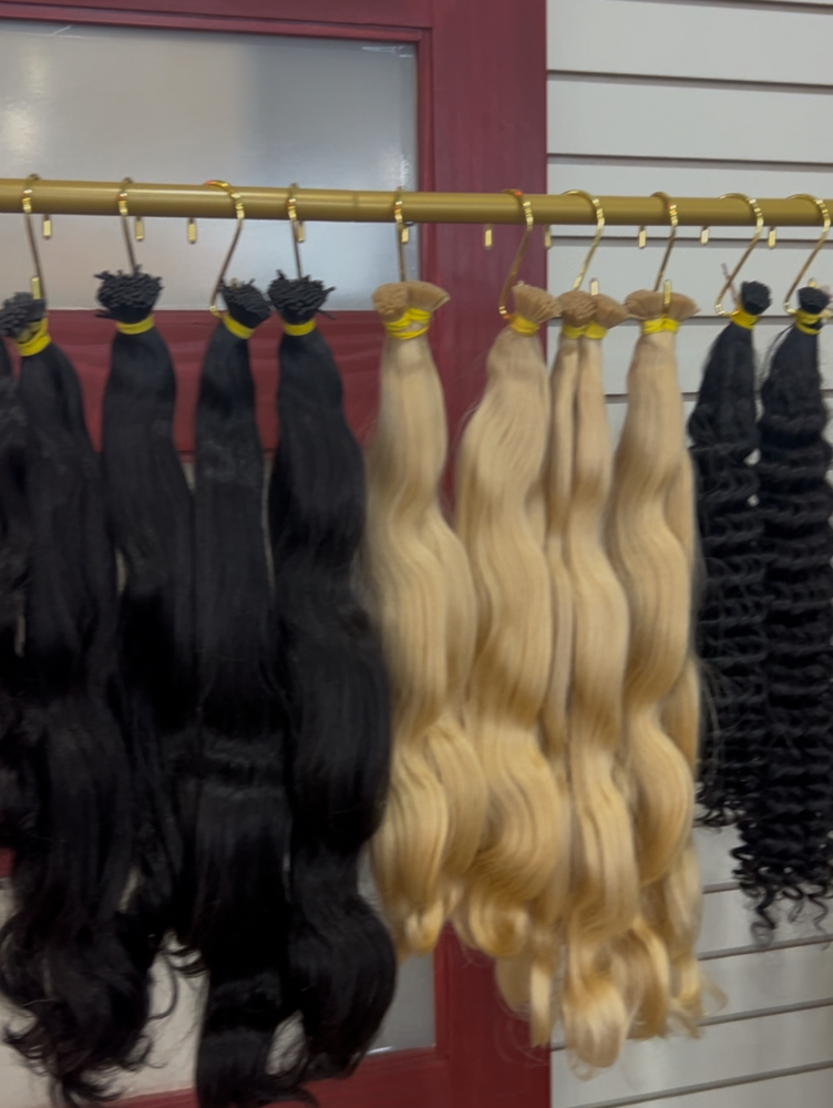 We Sell Human Hair Extensions at Reyes Lux Extensions in Joliet, IL
