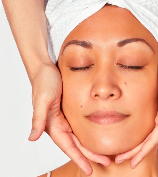 CLASSIC FACIAL