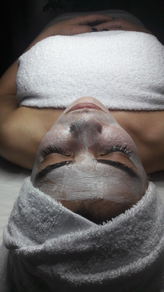 The Detox & Glow Facial at Skinfluence in CO, CO