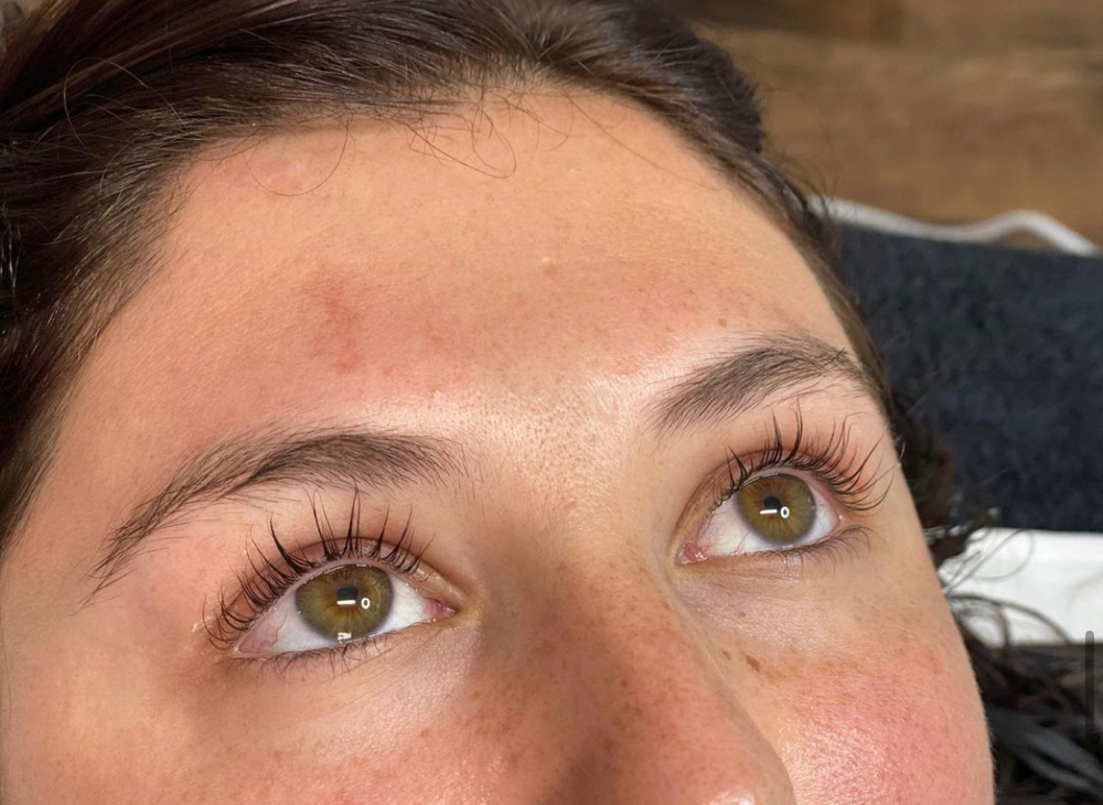 Lash lift and tint