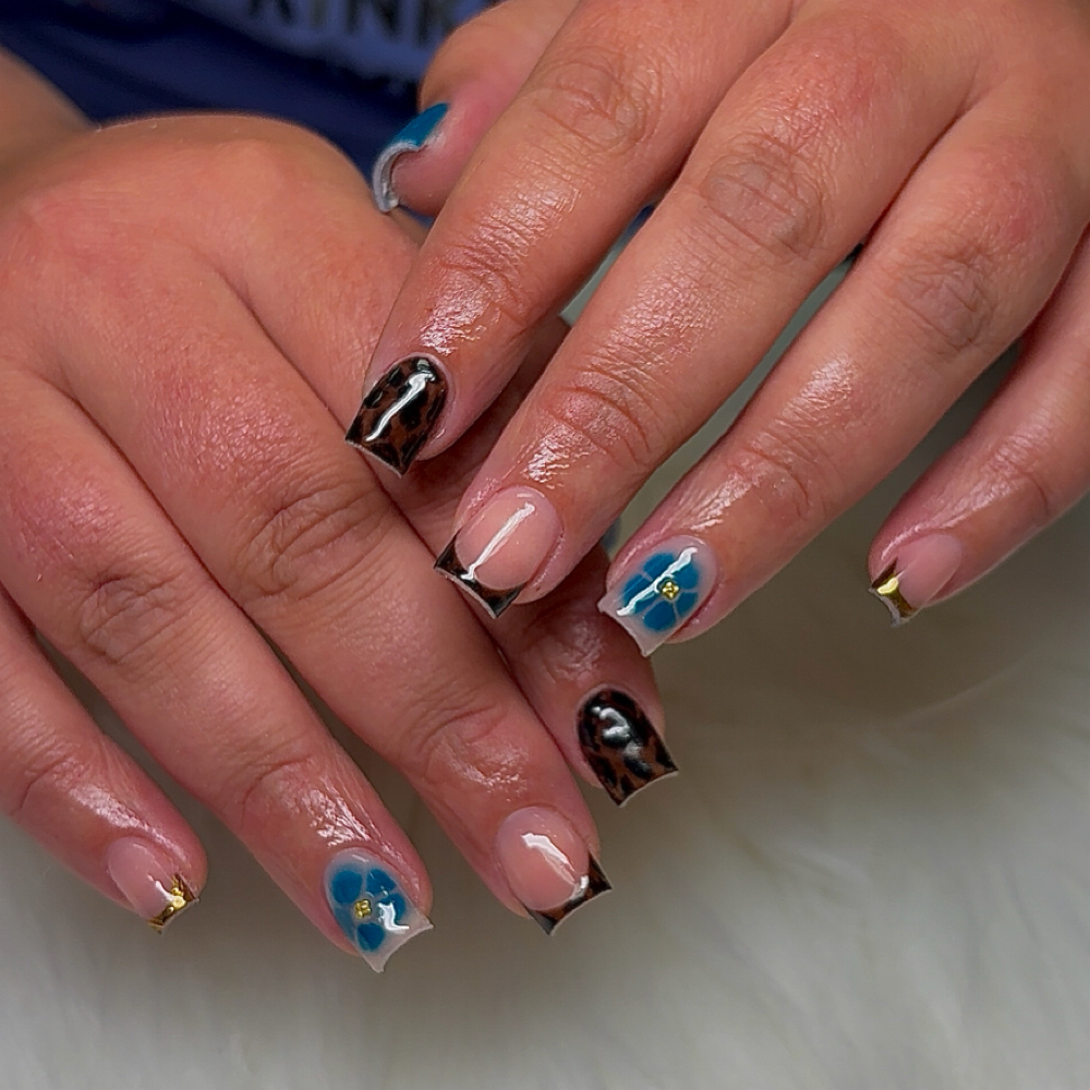 Short Set Of Acrylic Nails at luxurynails_byjenny in Shelby, NC