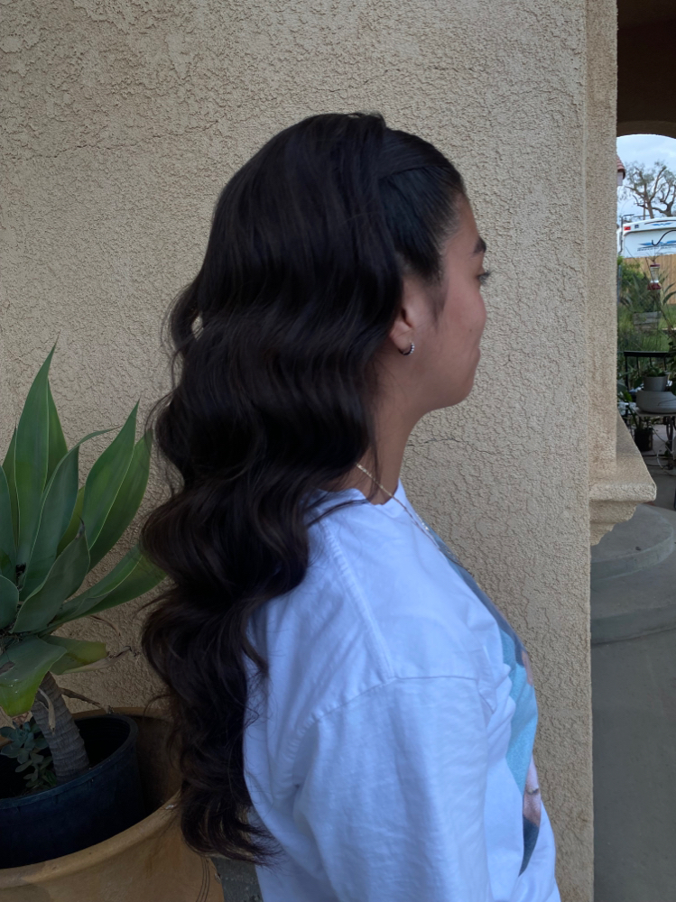 Hairstyle (In Salon/Non Travel)