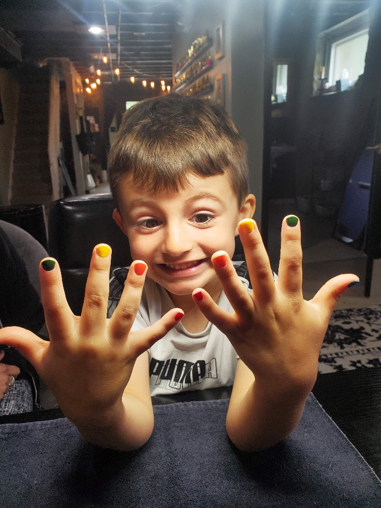 Child Manicure