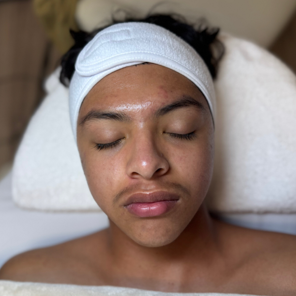 Teen Glow facial at Dream Glow Beauty Studio in Highlands, TX