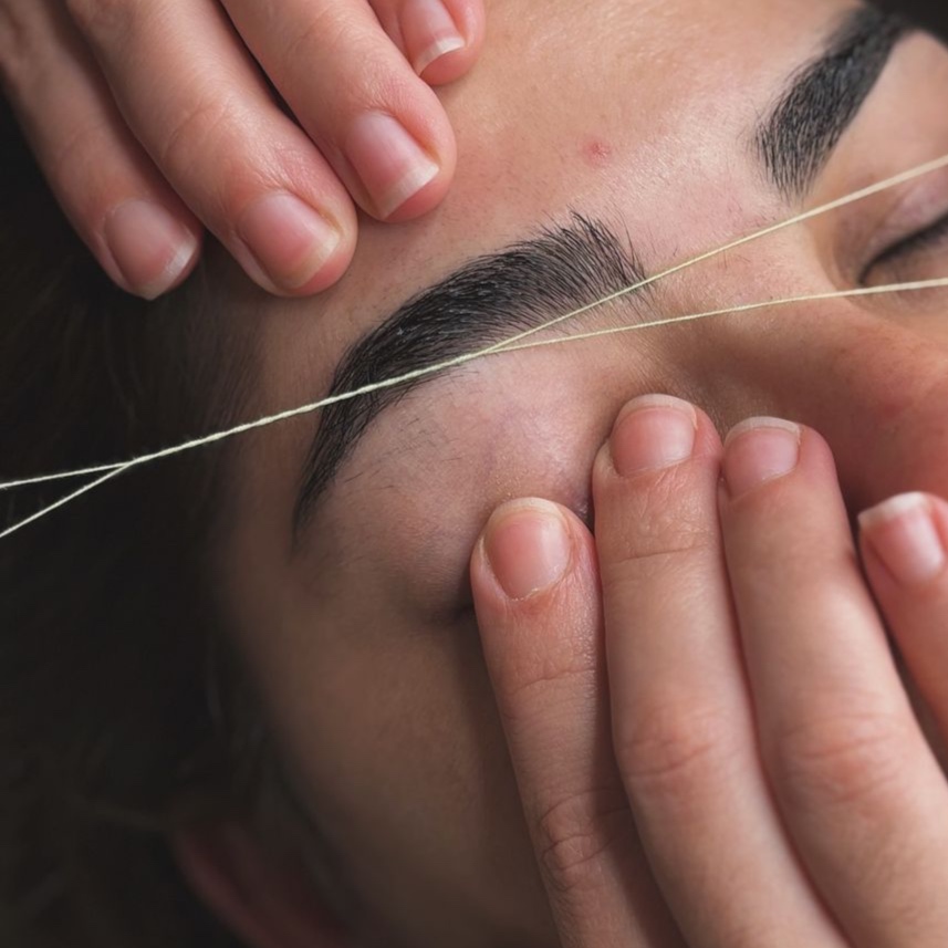 Eyebrow Threading/Wax + Hybrid Tint