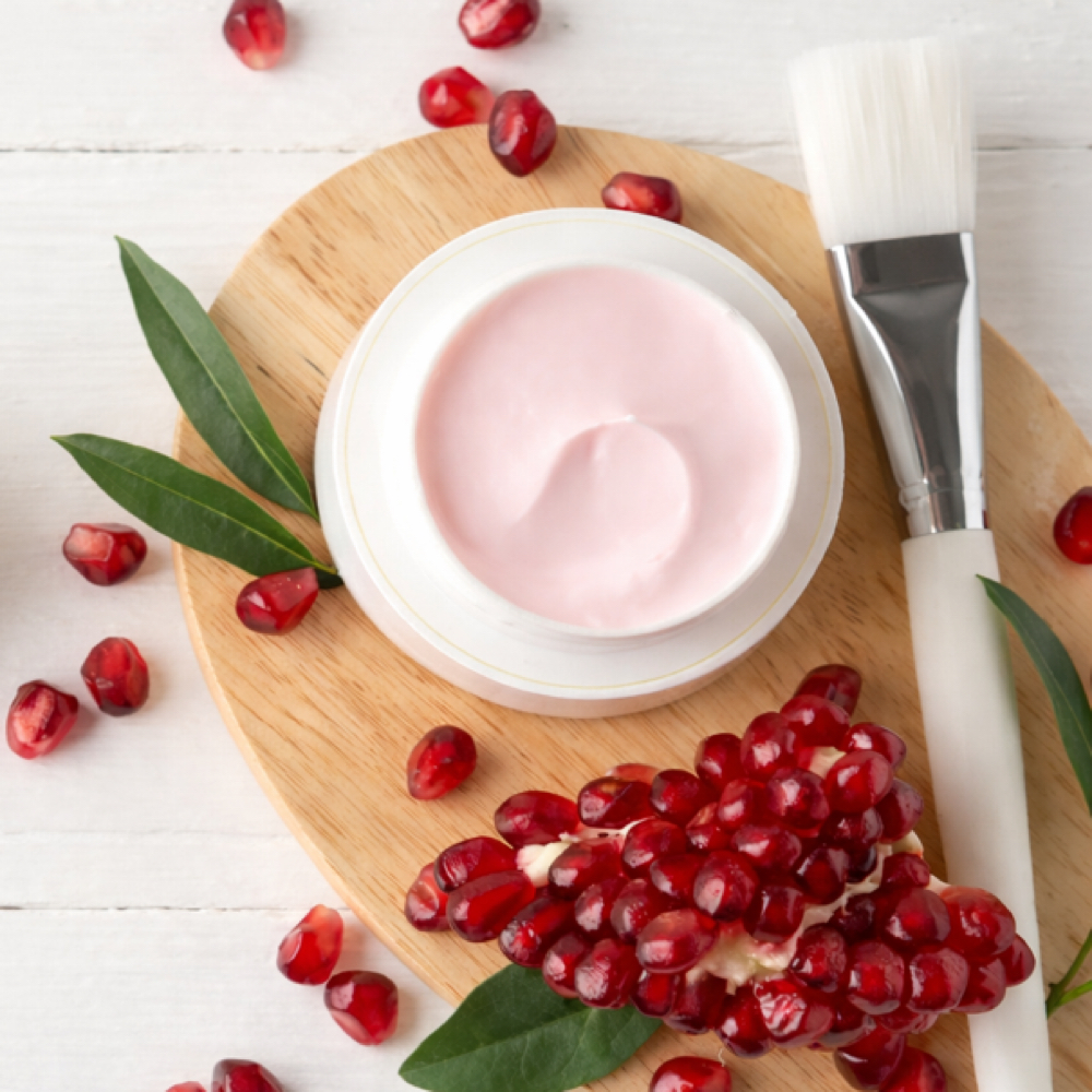 Pomegranate Facial❤️