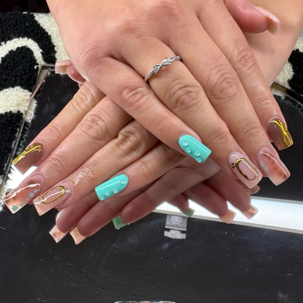 Acrylic Set at Polished Pressure x Bre in Xenia, OH