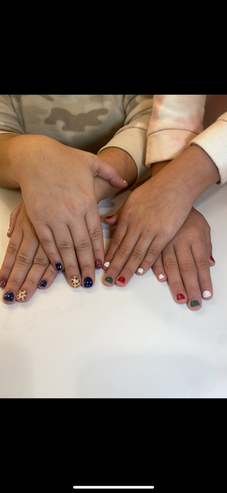 Kids Royal Manicure Treatment
