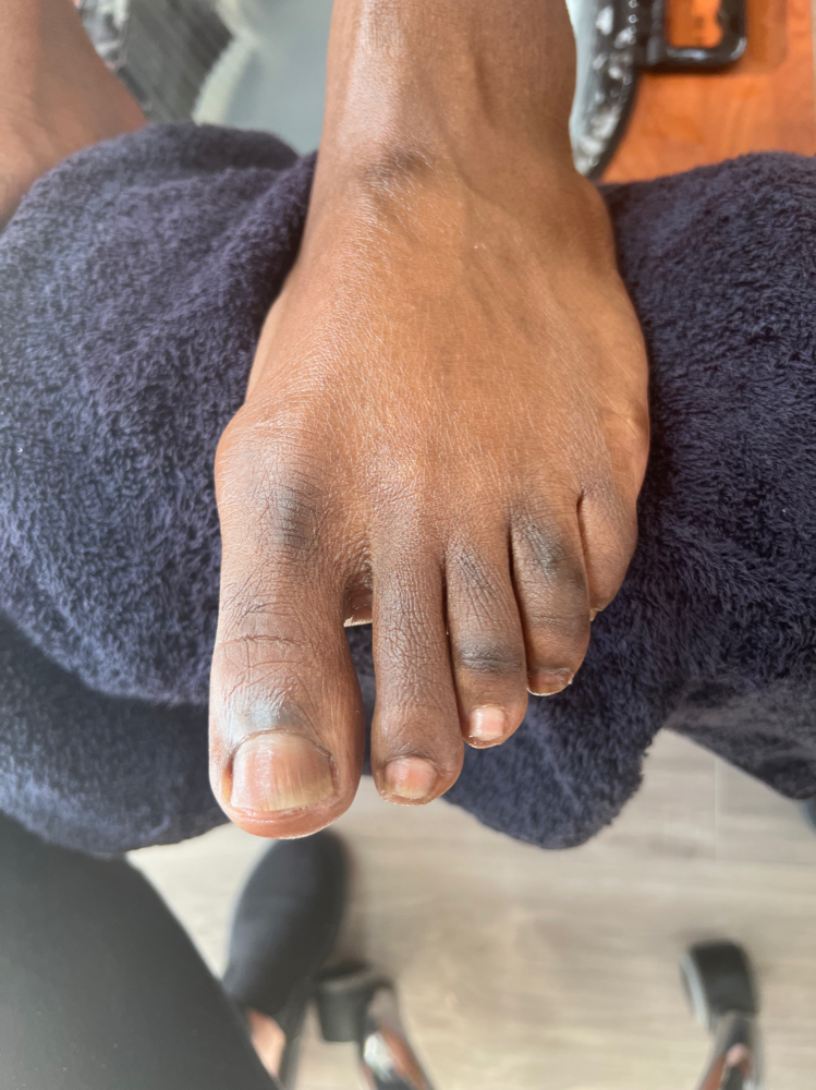 Sport Pedicure (No Polish Included)