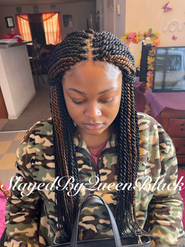 Medium Senegalese Twists