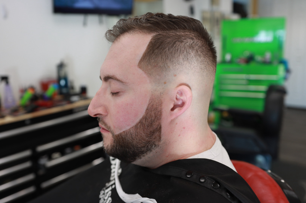 Mens Haircut And Beard Sculpting