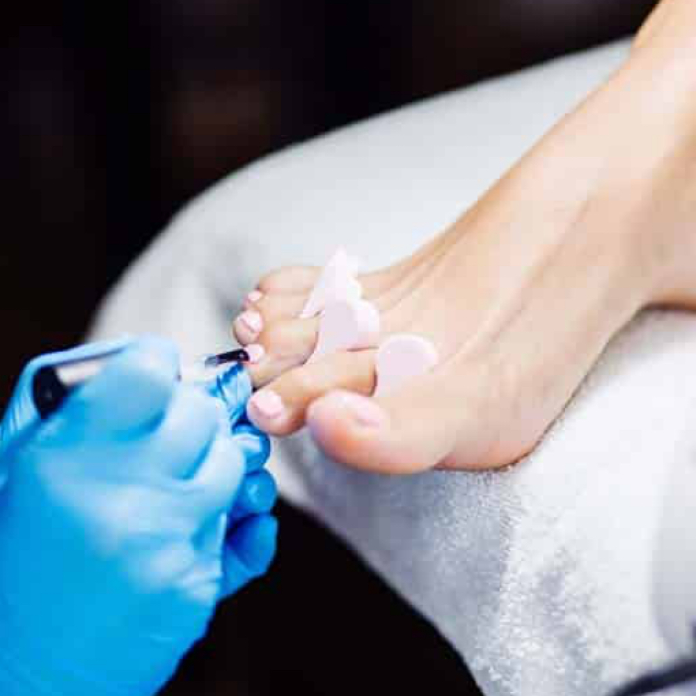 Pedicure (Gel) at LynnXStudio in Niles, OH