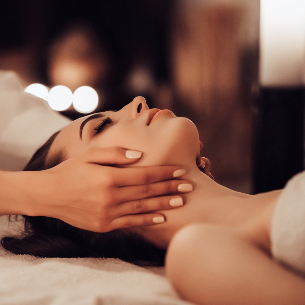 Relaxing Upper Body Massage at The Facialist in Lima, OH